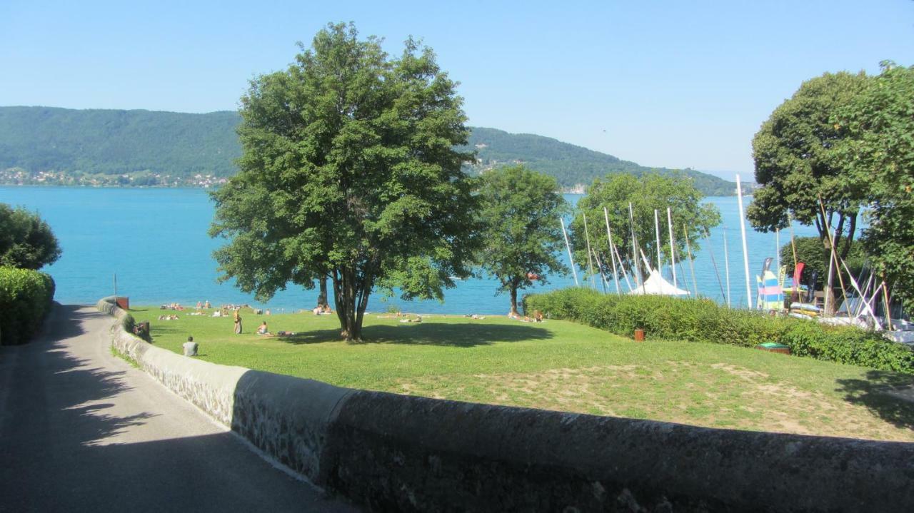 Villa Le Lac Cottage Au Bord Du Lac D'Annecy - Chambre Chez L'Habitant - Les Terrasses Du Lac Вейрье-дю-Лак Экстерьер фото